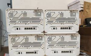 เราเตอร์เครือข่าย V173-50 XGPON/GPON WIFI6 7DBM 3000Mbps 4GE+1TEL+1USB FTTR XPON ONU มือสอง - Product Image 6