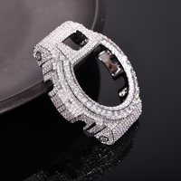 Boîtier de luxe en moissanite pour Casio DW-6900, en laiton massif, avec lunette entièrement sertie de diamants, passe le testeur de diamants, protection de montre dorée style « Iced Out »
