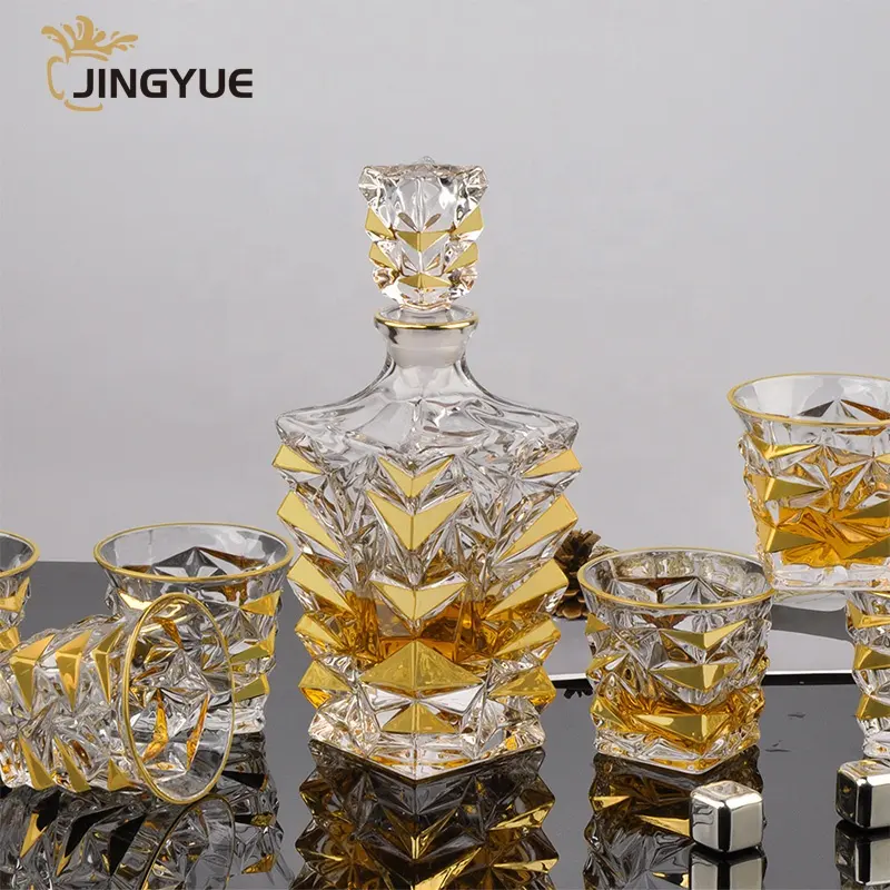 750ml 26oz Luxury Home Bar Wedding Crystal Gold Trim Whiskey Decanter Set with 6 Glasses for Wine Liquor Whisky Bourbon