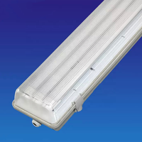 Plafond suspendu Triproof Batten Super Luminosité Linéaire Batten PC et ABS IP65 Étanche 28w 1200mm Led Tri-preuve Lumière