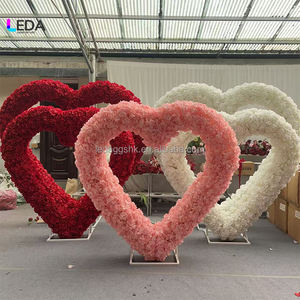 Arco de Flores en Forma de Corazón Rojo para Decoración de Bodas, Fiestas y Propuestas de Matrimonio, LEDA Romantic Heart - Product Image 1