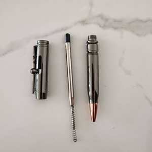 Bolígrafo <span class=keywords><strong>de</strong></span> acción <span class=keywords><strong>de</strong></span> perno <span class=keywords><strong>de</strong></span> latón macizo <span class=keywords><strong>de</strong></span> lujo, diseño <span class=keywords><strong>de</strong></span> Rifle <span class=keywords><strong>de</strong></span> alta resistencia con logotipo personalizado, barra <span class=keywords><strong>de</strong></span> Clip para Rifle en forma <span class=keywords><strong>de</strong></span> bala, barriles, Material <span class=keywords><strong>de</strong></span> Metal - Product Image 5