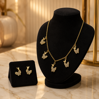 Ensemble collier et boucles d'oreilles papillon à 5 breloques |   Ensemble de bijoux 2 pièces