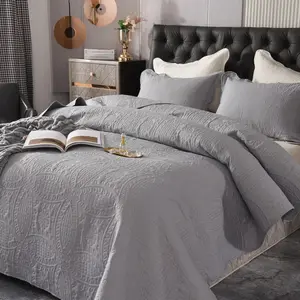 3 Piece King Size Quilt Set Soft Bed Summer Quilt Lightweight Microfiber Bedspread Modern Style Coverlet for All Season