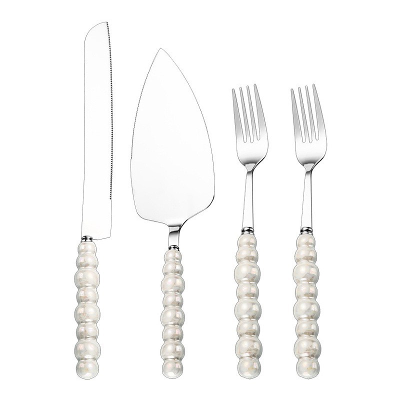 มีดและตะหลิวด้ามมุก, ส้อมขนมหวาน 2 คัน, ถุง OPP