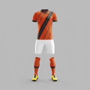 Conjunto de Uniforme de Fútbol Femenino con Patrón en Zigzag, Ribete en Contraste, Tela Elástica, Kit de Equipo de Fútbol, Fábrica OEM con Impresión de Nombre y Número - Product Image 1