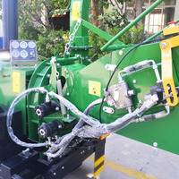 Grande capacité 100HP 80hp chenille sur piste déchiqueteuse à bois déchiqueteuse de branches broyeur d'arbres avec moteur central