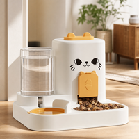 Distributeur d'eau et de nourriture 2-en-1 pour chats et chiens avec séparation sec-humide, bol de rangement en plastique de qualité animale, idéal pour les voyages en extérieur