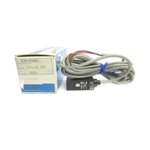 وحدة تحكم برمجة PLC صناعية أصلية جديدة E3S-DS5E1 12-24 فولت تيار مستمر NSMP جاهزة للشحن - Product Image 1