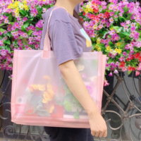 Vente en gros de vêtements personnalisés de luxe avec logo emballage transparent en PVC pour le Ramadan sac cadeau pour shopping Eid en plastique transparent