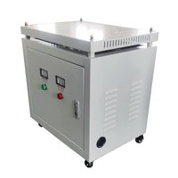 Autotransformateur triphasé industriel à tension variable 20kVA 30kVA, transformateur de tension réglable 380V avec roues pour usage en usine