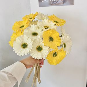 Fleurs artificielles Yasunobu Gerbera en plastique PU, branche unique, orange, jaune, blanc, rose, rouge corail, décoration pour la maison et les mariages - Product Image 3