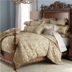 Italian Classic Style Furniture Wooden Structure Hand Crafted Headboard Royal Bed
