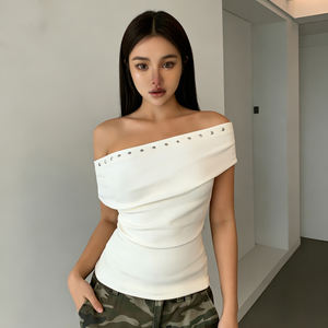 Camiseta Americana Simple con Pedrería, Asimétrica, con Hombros Descubiertos, de Manga Corta, Ajustada, Informal, Básica para Mujer - Product Image 6