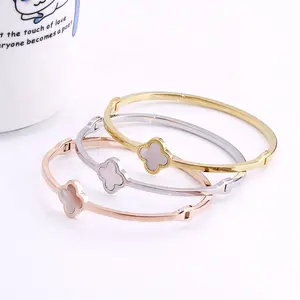 2024 moda mujer regalo joyería flor trébol 18K IP chapado en oro pulsera de acero inoxidable cuatro hojas trébol Shell brazaletes