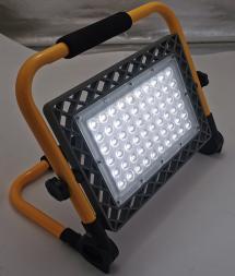 ไฟสปอร์ตไลท์ LED SMD 80W ชาร์จผ่าน USB ได้ มาตรฐานกันน้ำ IP66 แสงขาว 5000K ตัวเรือนอะลูมิเนียม ติดตั้งบนพื้น แบตเตอรี่ลิเธียม 4800mAh CRI 85 มุมลำแสง - Product Image 3