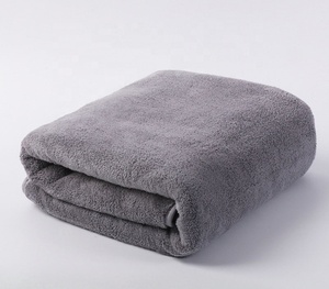 Serviette de bain en microfibre velours avec logo personnalisé, <span class=keywords><strong>style</strong></span> uni de luxe pour un usage domestique, pour enfants - Serviette de spa pour les mains et le visage pour hôtel et spa - Product Image 2