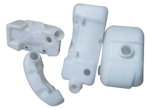 Diseño y Fabricación de Moldes de Moldeo por Soplado de Plástico de la Marca LXL para la Producción de Tubos de Transición de Líquidos Médicos en Guangdong - Product Image 3