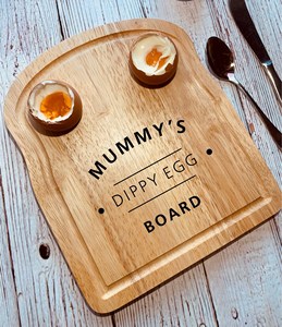 Tavola da pranzo in legno con uovo inciso per regalo di anniversario per lui - Product Image 5