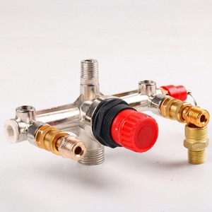 Interrupteur de pression Aotus avec valve métallique pour compresseur à piston, doté d'une soupape de décharge, de poussée, de traction et de sécurité - Product Image 1