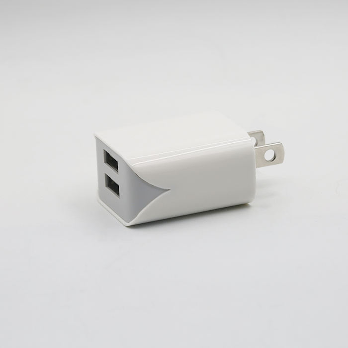 Chargeur mural blanc