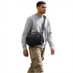 กระเป๋าคาดเอว 9897-B Oxford Fashion Modern Urban Sling <span class=keywords><strong>Bag</strong></span> น้ำหนักเบา กันน้ำ ทนทาน ปิดด้วยซิป ลายตัวอักษร สำหรับผู้ชาย - Product Image 4