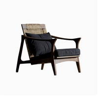 Fauteuil d'appoint Bowen Mid-Century Wabi-Sabi en noyer massif foncé, avec accoudoirs en rotin naturel faits à la main, coussin en velours, écologique, pour chambre à coucher