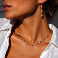 Parure de bijoux élégante en acier inoxydable pour femme : collier, bracelet et boucles d'oreilles à pampilles en zircon marquise – Idéale pour les soirées