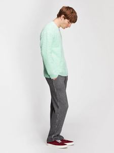 Pull col rond oversize essentiel pour homme, tricot épais minimaliste - Product Image 4