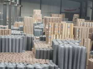 Clôture en treillis soudé galvanisé de haute qualité, clôture pour volière, <span class=keywords><strong>cage</strong></span> pour élevage de poulets - Product Image 6