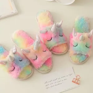 Sepatu Anak Warna-warni Musim Panas Baru Yang Dapat Disesuaikan dengan Bulu Sandal Berbulu Besar Sandal Unicorn Mewah