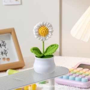 Acabado tejido a mano Lily of the Valley Maceta Decoración del hogar Flores artificiales de punto - Product Image 6