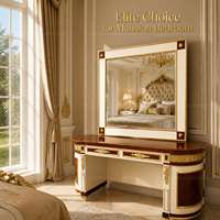 Table de toilette élégante en bois massif sculpté doré avec miroir pour chambre de villa