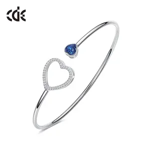 925 SilvertCristal Bracelet réglable Design de mode Bracelet en forme de coeur avec placage de rhodium pour cadeau de fête ou de mariage - Product Image 1