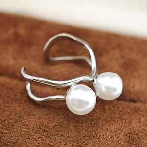 แหวนสแตนเลสชุบทอง 18K รุ่นโมเดิร์นจาก UM Jewelry ขายส่งสำหรับทุกเพศ/ผู้ชาย/ผู้หญิง สวมใส่ได้ทุกวัน ของขวัญวันครบรอบ สไตล์ลำลอง - Product Image 5