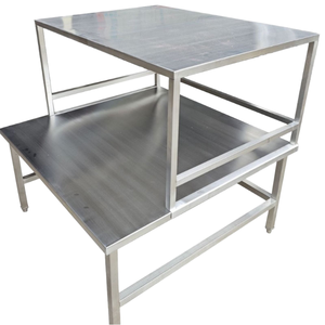 Table de travail en acier inoxydable pour l'opération d'abattage de poulet pour l'utilisation d'hôtel - Product Image 1