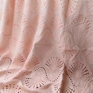 Tela de punto calado de algodón con bordado de encaje y diseño de conchas, estilo cruzado, para camisas de vestido de novia, peso medio - Product Image 5