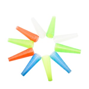 Embout de chicha jetable moderne avec finition laquée Embouts de chicha en plastique pour utilisation en club - Product Image 1