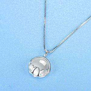 Collana con ciondolo a forma di corna di cervo color pietra di luna per donna, catena lunga per maglione, gioielli alla moda - Product Image 2