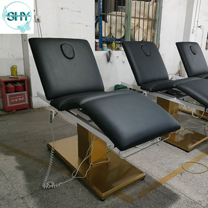 <span class=keywords><strong>Table</strong></span> <span class=keywords><strong>de</strong></span> <span class=keywords><strong>massage</strong></span> moderne <span class=keywords><strong>rose</strong></span> à 3 moteurs en métal plaqué or avec base en acier inoxydable Lit <span class=keywords><strong>de</strong></span> salon <span class=keywords><strong>de</strong></span> beauté du visage électrique Spa - Product Image 1