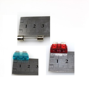 Connecteur de fusible d'alimentation pour autoradio 10A 12V, étanche, pour talkie-walkie et montage véhicule - Product Image 1