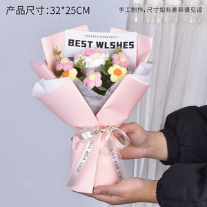 ของขวัญคู่รักแบบกำหนดเอง ของตกแต่งงานแต่งงานสุดสร้างสรรค์ ช่อดอกไม้โครเชต์ทำมือ - Product Image 5
