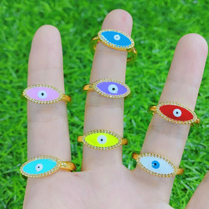 RM1394 Chic Boho smalto arcobaleno rosa <span class=keywords><strong>blu</strong></span> rosso giallo viola giallo <span class=keywords><strong>cuore</strong></span> rotondo stella Hamsa mano a forma di stella <span class=keywords><strong>con</strong></span> gli occhi del male anelli - Product Image 3