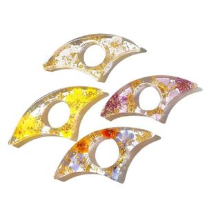 Marcapáginas de Resina con Forma de Flor de Nacimiento, Transparente, con Anillo para el Pulgar, Accesorios de Lectura para Maestros y Estudiantes - Product Image 5