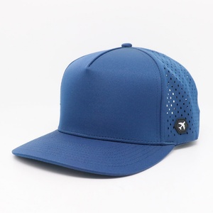 Casquette de baseball personnalisée de haute qualité à 5 panneaux, en tissu Oxford réglable, avec trous perforés découpés au laser, style streetwear - Product Image 4