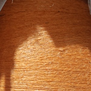 Vente en gros 10KG <span class=keywords><strong>ficelle</strong></span> <span class=keywords><strong>de</strong></span> couleur 1mm 2mm <span class=keywords><strong>3mm</strong></span> <span class=keywords><strong>ficelle</strong></span> <span class=keywords><strong>de</strong></span> jute emballée <span class=keywords><strong>ficelle</strong></span> <span class=keywords><strong>de</strong></span> <span class=keywords><strong>chanvre</strong></span> pour le jardinage - Product Image 3