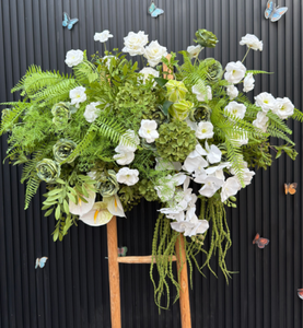 Arcos de Cuernos Verdes y Blancos de Moda de 8x8 pies, Arcos Florales Tropicales para Decoración de Bodas - Product Image 5