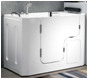 Salle de bain pour personnes handicapés, baignoire rectangulaire qui permet de gagner de l'espace, design compact