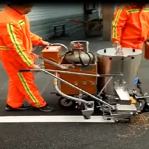 Yüksek kaliteli kaynaştırma yol hattı makinesi yol yapım makinesi termoplastik boya eritici ve yol hattı makinesi