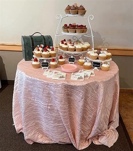 Vente en gros de nappes en taffetas de polyester blanc personnalisées couvertures de décoration en vrac publicitaires pour décorations de table pour les fêtes de mariage et d'événements - Product Image 1